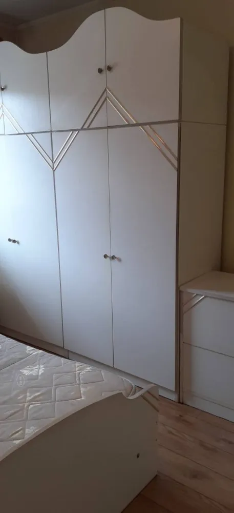 BRASADAS vinde ap 2 cam etaj 2/8 Careiului.