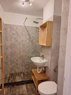 Vând apartament în micro 16