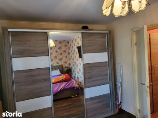 BRASADAS vinde ap 2 cam la etajul 4/4 în zona Micro 14.