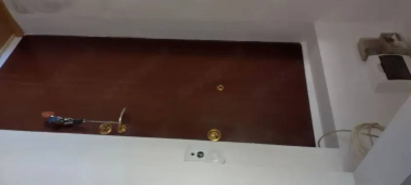 BRASADAS vinde ap 3 cam in Micro 15 Ozana etaj 3/4.