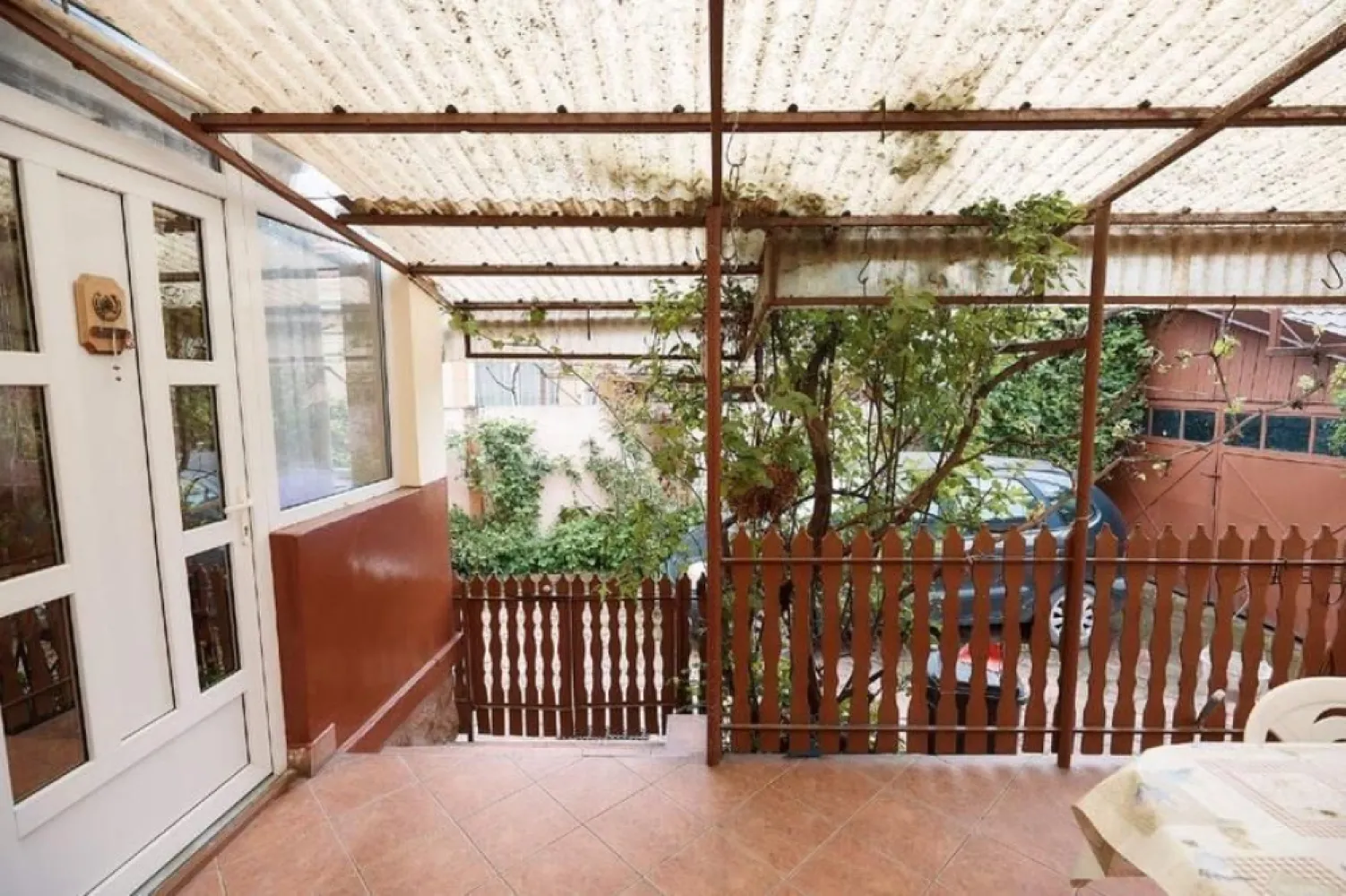 BRASADAS vinde casa individuala zona Careiului.