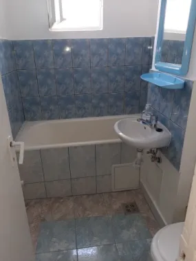 Vand apartament 2 camere