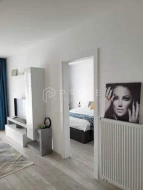 Apartament cu 2 camere de închiriat, cu parcare și boxă – Maurer