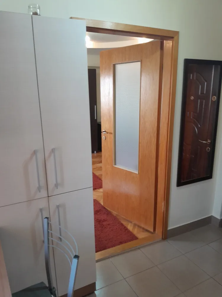 PF, vând apartament cu o camera