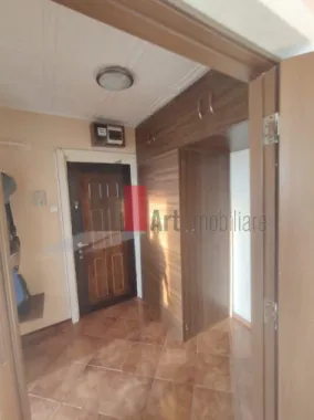 Vânzare apartament 3 camere cu centrală Bd. Obregia - Fântâna Florilor