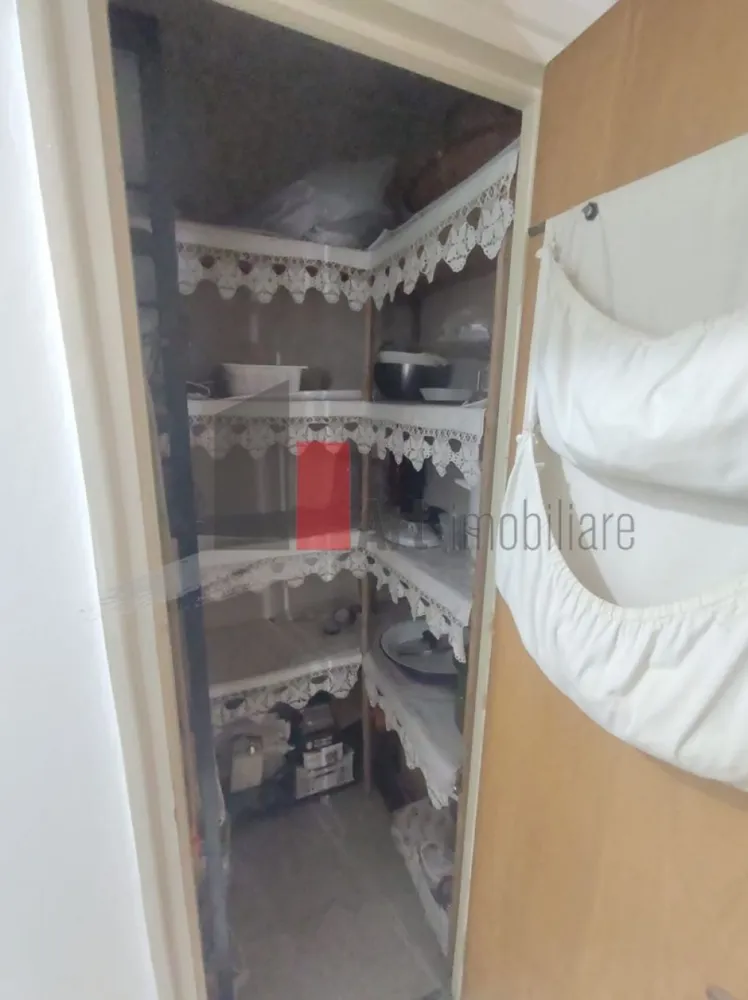Vânzare apartament 3 camere Bd. Obregia - Pța Străduinței