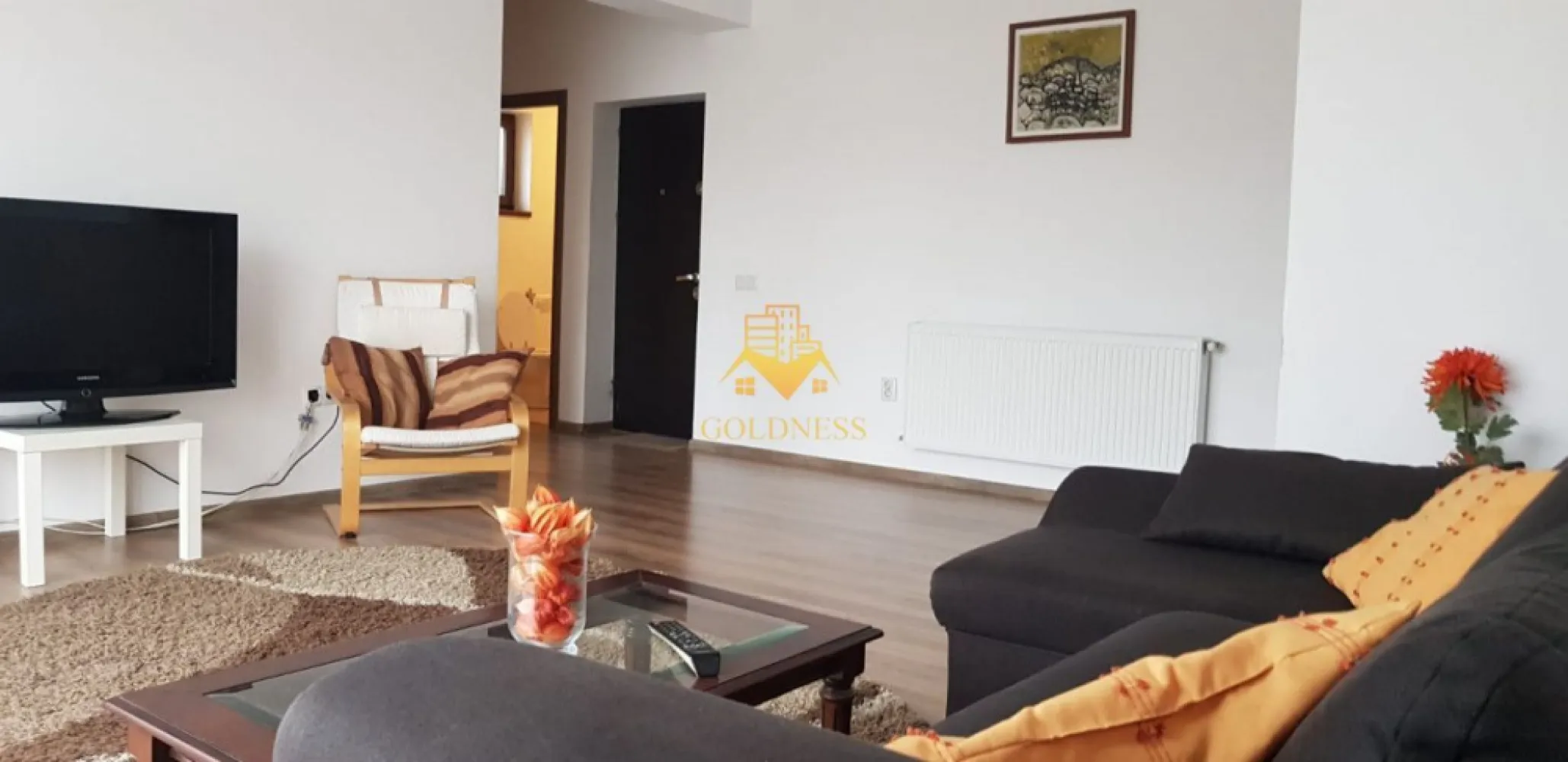 3 camere, modern,parcare, 2 bai,Gheorgheni, zona Fagului, Pet Friendly - GOLDNESS Imobiliare vă propune spre închiriere un apartament cu 3 camere complet mobilat și utilat, la etajul 1 într-un imobil de 2 etaje, în Cartierul Gheorgheni.
Dispune de loc de parcare!
Se află în apropierea stațiilor de transport în comun, magazine, restaurante, spații verzi, farmacii, etc. 

Apartamentul este compartimentat astfel:
 - dormitor cu pat matrimonial, dressing, noptiere
 - dormitor cu pat matrimonial, dressing, noptiere, TV
 - living cu canapea extensibila, spatiu pentru depozitare, TV
 - bucatarie complet mobilata, utilata, loc de luat masa
 - baie cu cabina de dus, calorifer port prosop și dulap pentru depozitare.
 - baie cu cada, calorifer port prosop și dulap pentru depozitare.

Imobilul este dotat cu toate cele necesare- centrală proprie, mașină de spălat haine, frigider, plită electrică, hotă, etc. 

Dacă sunteți interesați de acest apartament și doriți să îl vizionați, dar și pentru alte oferte nu ezitați să ne contactați telefonic sau prin e-mail. Vă stăm la dispoziție!

Pentru intermediere se percepe un comision de 50% din prețul chiriei!