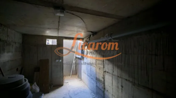 Comision 0. Vila tip DUPLEX ,semimobilata,IZVOR Tarlungeni S+P+E.