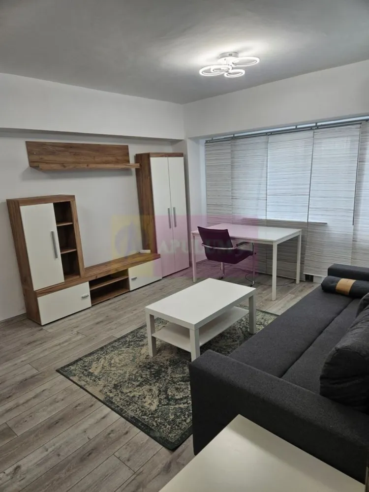 Super oferta apartament.3 camere Bd.Decebal - Agentia Imobiliara Apulum 94 va ofera spre vanzare
Apartament 3 camere, bd.Decebal stradal,2 bai, 2 balcoane, proaspat renovat si mobilat, AC et.6/7, vedere panoramica