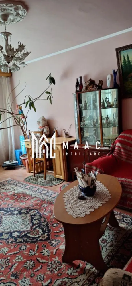 Apartament 2 camere I Brezoi - MAAC IMOBILIARE propune spre vanzare un apartament cu doua camere situat la etajul 4 al unui imobil din localitatea Brezoi, in apropierea statiunii Voineasa si partiei de schi Transalpina. Locuinta necesita renovare. Pentru mai multe detalii precizati telefonic ca ati vazut anuntul cu ID:CP2878707. }}