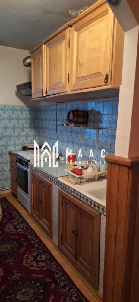 Apartament 2 camere I Brezoi - MAAC IMOBILIARE propune spre vanzare un apartament cu doua camere situat la etajul 4 al unui imobil din localitatea Brezoi, in apropierea statiunii Voineasa si partiei de schi Transalpina. Locuinta necesita renovare. Pentru mai multe detalii precizati telefonic ca ati vazut anuntul cu ID:CP2878707. }}