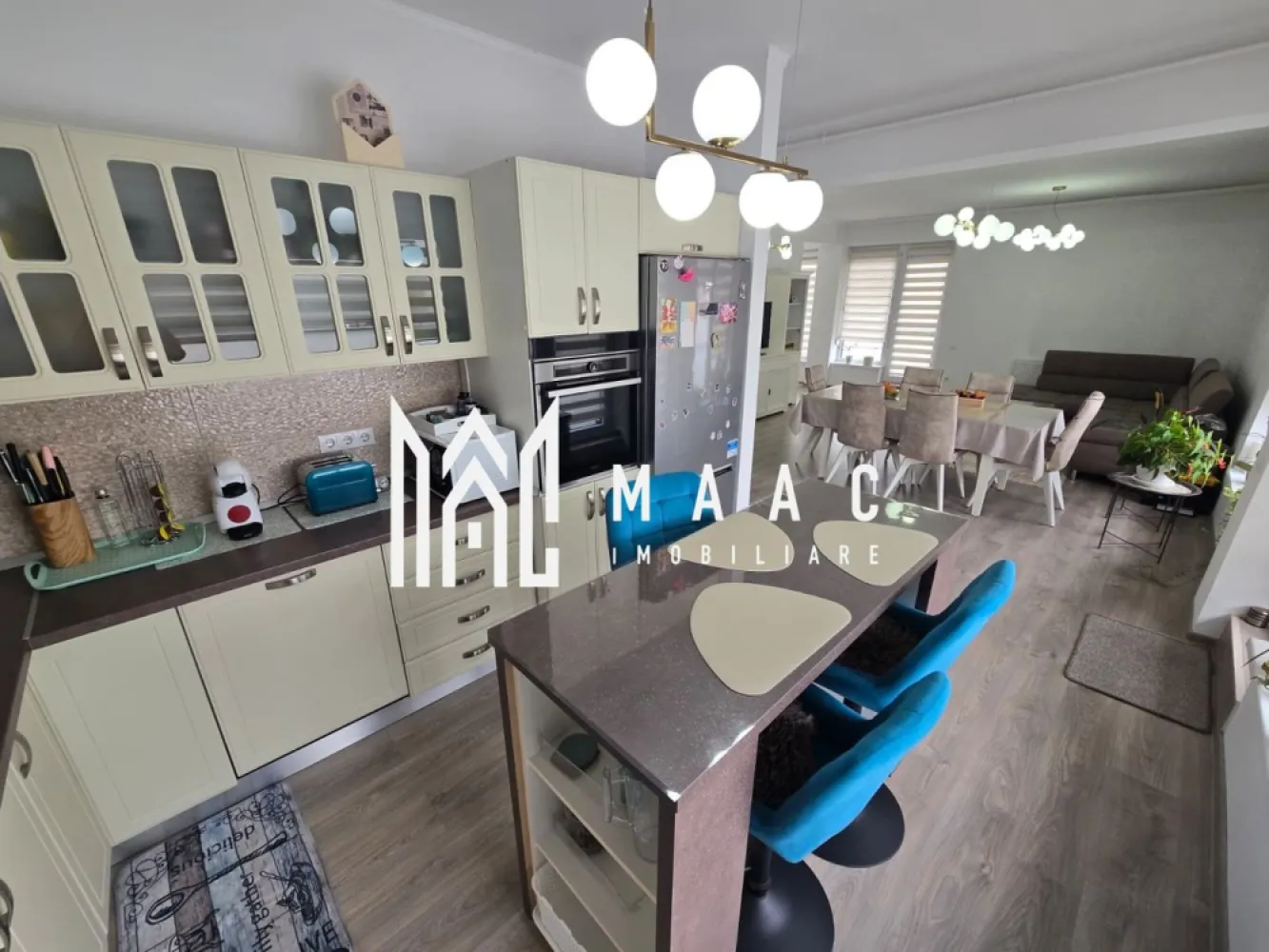 Penthouse superb 4 camere terasa 155 mp READY TO MOVE