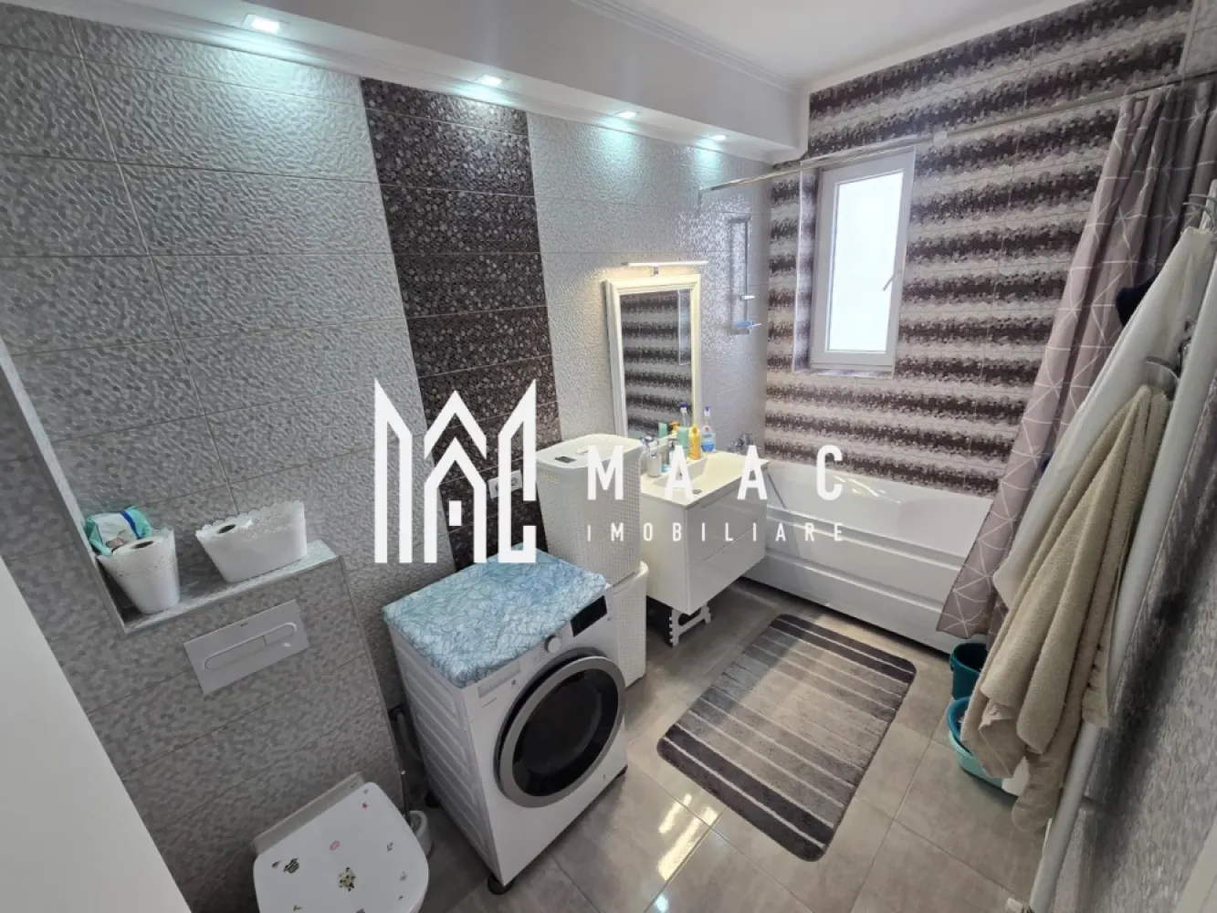 Penthouse superb 4 camere terasa 155 mp READY TO MOVE