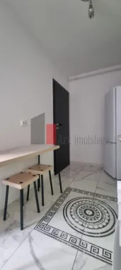 Garsoniera de inchiriat-Aparatorii Patriei-cu centrala