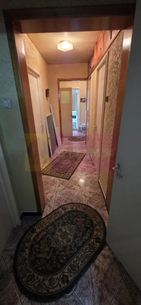 Apartament cu 3 camere de inchiriat in Campina, zona centrala