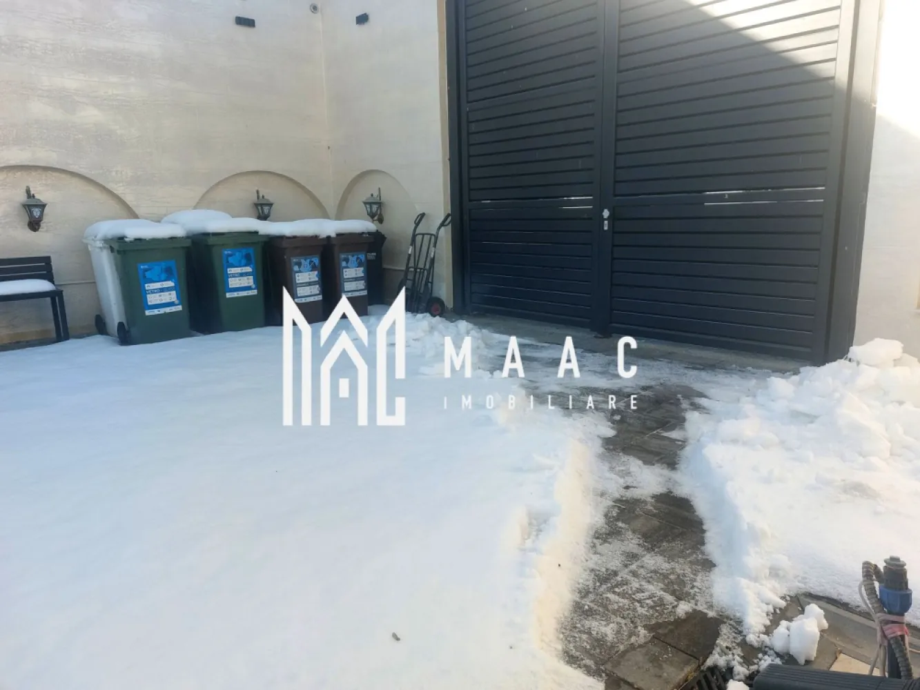 Casă | 4 camere | 240 MPU | Acces auto | Mediaș