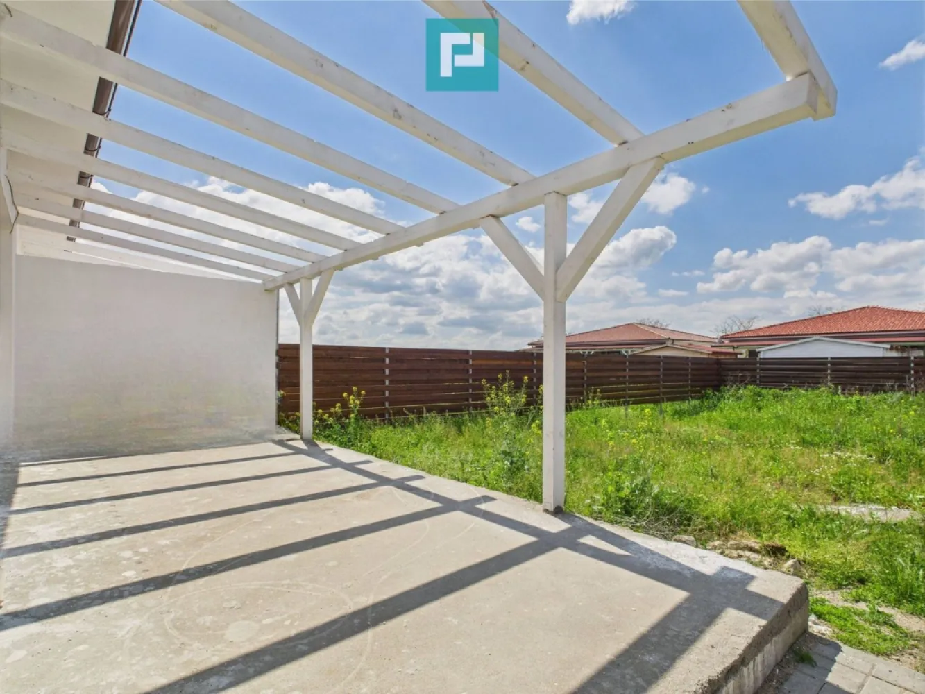 1/2 Duplex cu 4 camere și 2 băi în Moșnița Nouă - Oferim spre vânzare un 1/2 Duplex pe parter cu 3 dormitoare și 2 băi.

~ Duplexul este situat in Moșnița Nouă aproape de strada Principală 
~ Ultima unitațe dintr-un cartier nou de duplexuri.

• Suprafața utila : 90 m2 + terasa
• Suprafața teren : 382 m2
• Toate utilitățile disponibile

~ Se predă la cheie și se pot alege finisajele interioare cu buget inclus.
~ Finisajele exterioare sunt gata iar interiorul este la alb.

Casa este compartimentată astfel :
• 1 living (ieșire pe terasă)
• 3 dormitoare
• 1 bucatarie închisă (ieșire pe terasă)
• 2 băi, cu cada și duș

Contactează-mă pentru a programa o vizionare !

• Marian Dobre - Consultant Imobiliar Property Lab
• Telefon : 0773 700 389

marian.dobre@propertylab.ro
Cod proprietate: 2333156