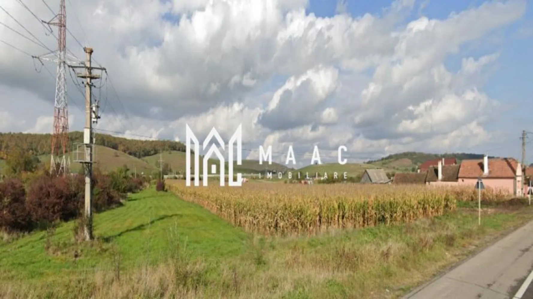 Teren | Proiect Case | Intavilan | 7000mp | Cristian - MAAC Imobiliare ofera spre vanzare teren intravilan, construibil, in Cristian. Terenul se situeaza in apropierea nodului rutier din zona industriala Sibiu vest, Aeroportul Sibiu , parc industrial Cristian la aproximativ 3 km de acesta. 7.000mp teren construibil/intravilan, teren care se poate tranzactiona imediat fiind in intravilanul comunei Cristian, jud. Sibiu avand utilitati (gaz, apa, canal, electricitate retea de medie tensiune). Caracteristici: - Front stradal:38 metri - Distranta față de utilități:10 metri - Lățime de drum:9 metri - Certificat de urbanism - PUZ aprobat. Investitori țintă: - Investitori străini - Dezvoltatori locali Servicii prestate de societatea care vinde terenul: - Intocmirea documentatiei autorizatiei de construire si obtinerea Autorizatiei de Construire Utilitati si Drumuri Serviciul menționat mai sus, va face parte dintr-un contract de servicii de afaceri separat, care va fi negociat pe baza caracteristicilor tehnice și economice a proiectului de constructii. Preț de vânzare a terenului: 50€/mp + TVA (taxare inversă către firme). Pentru mai multe detalii precizati telefonic ca ati vazut anuntul cu ID: CP2065228 }}