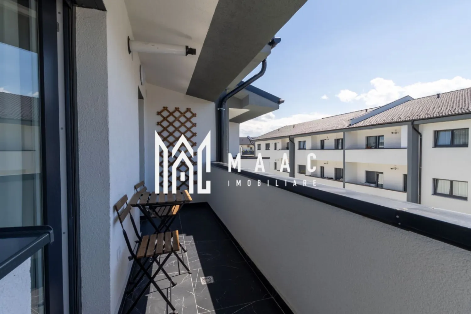 Apartament 2 camere | Decomandat | Nou | Balcon | Parcare