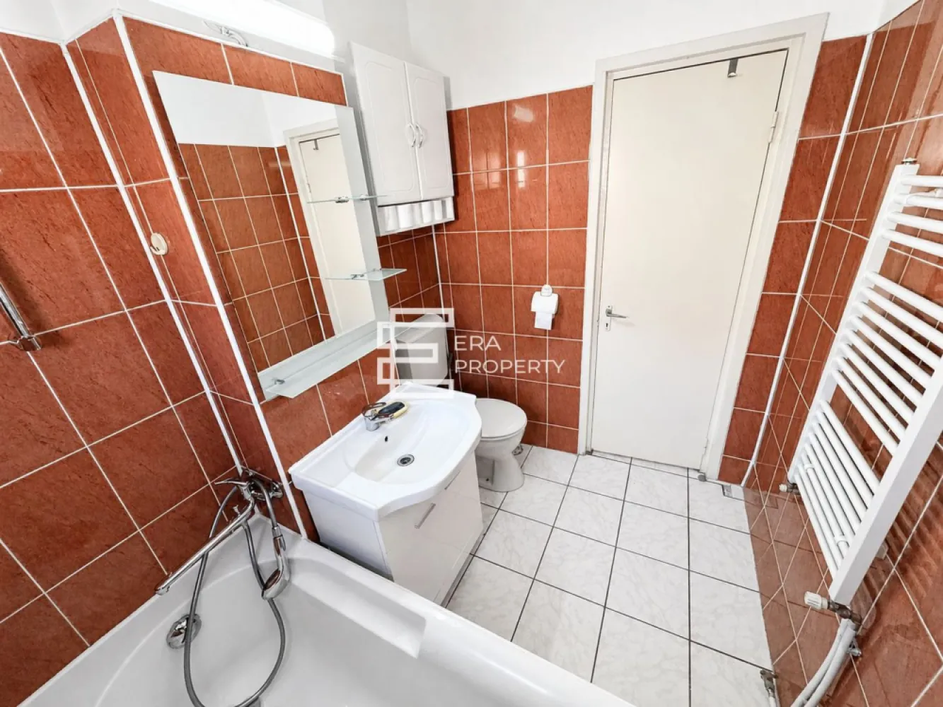 Apartament 2 camere decomandate, etaj 2, orientare sud estica – Ștrand