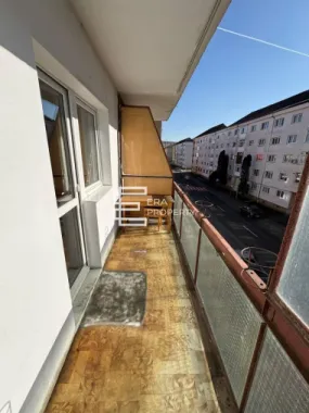 Apartament 2 camere decomandate, etaj 2, orientare sud estica – Ștrand
