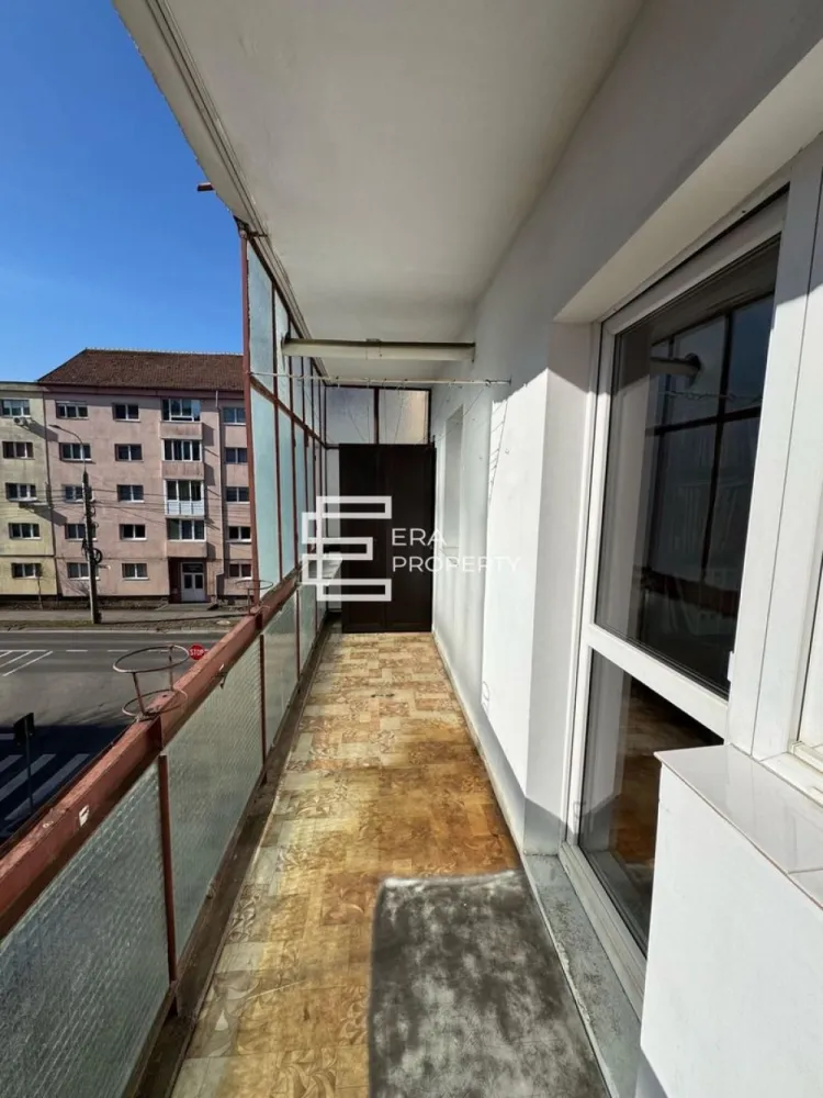 Apartament 2 camere decomandate, etaj 2, orientare sud estica – Ștrand