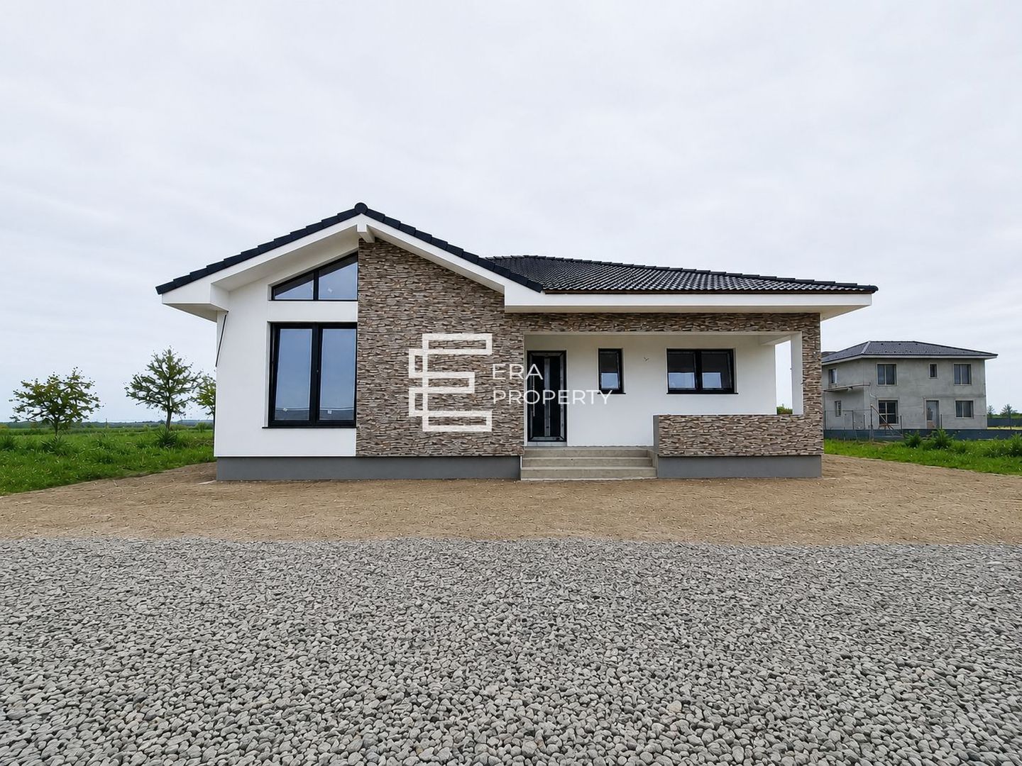 Casă individuală 120 mp utili | Teren 600 mp | Pompă de căldură | Șura Mică