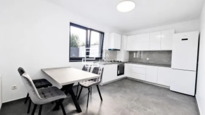 Casa individuala 5 camere- 160 mp- teren 300mp-pivnita Sibiu