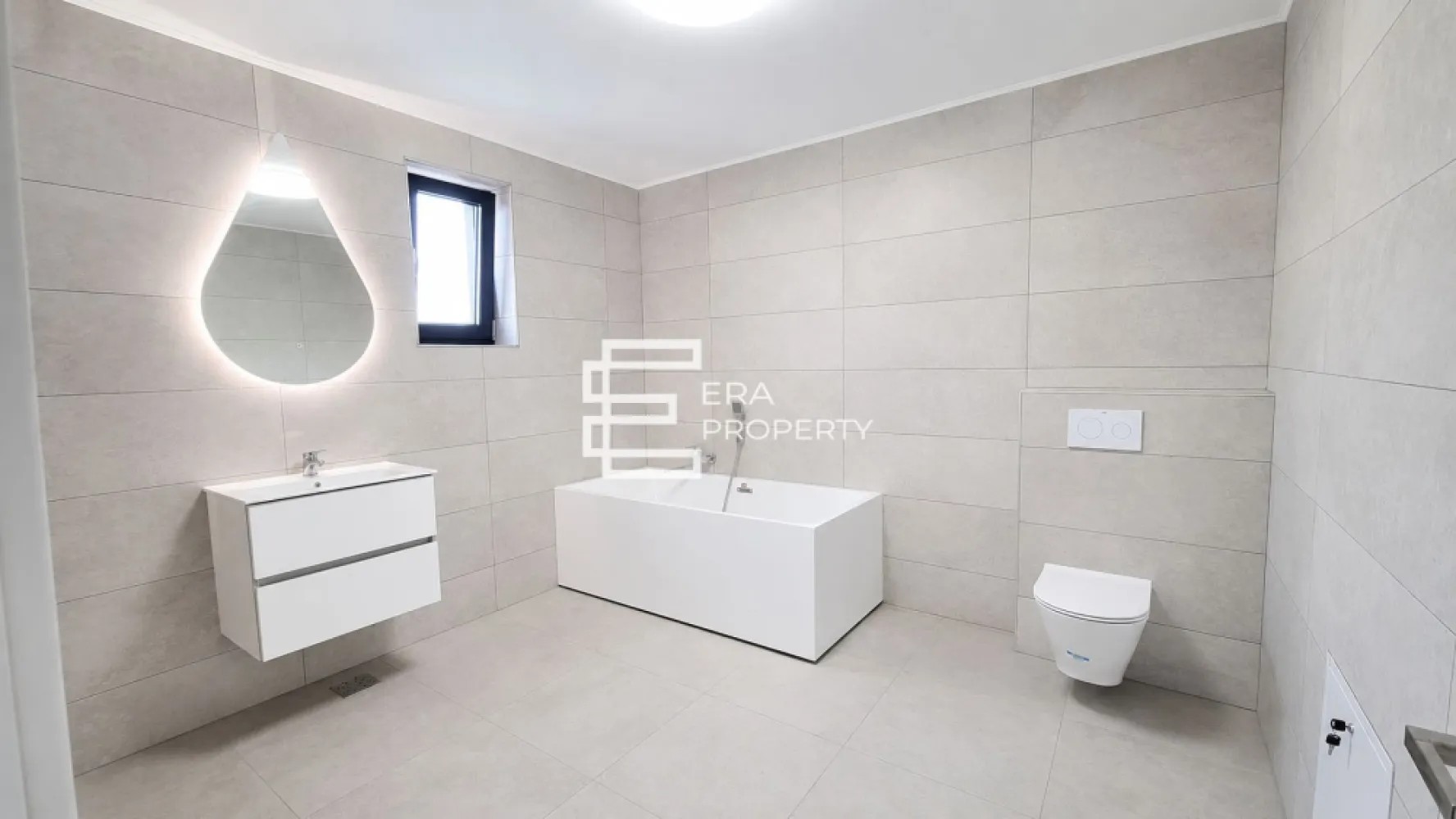 Casa individuala 5 camere- 160 mp- teren 300mp-pivnita Sibiu