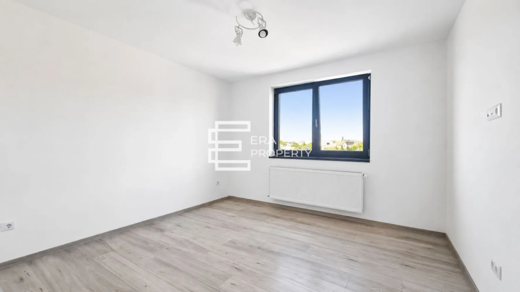 Casa individuala 5 camere- 160 mp- teren 300mp-pivnita Sibiu