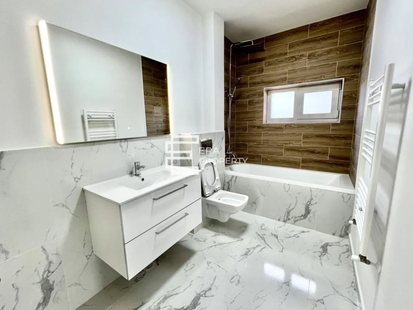 Apartament 3 camere/71 mp, /LA CHEIE /zona Industriala Vest