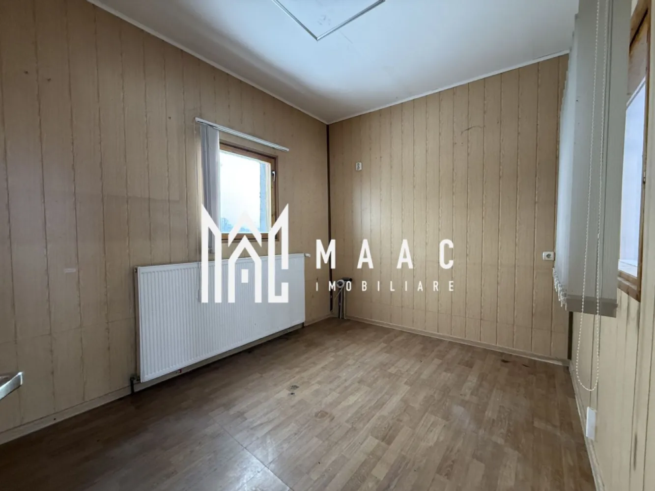 Spatiu comercial | La strada | 200 MP | Teren 300MP | Vestem