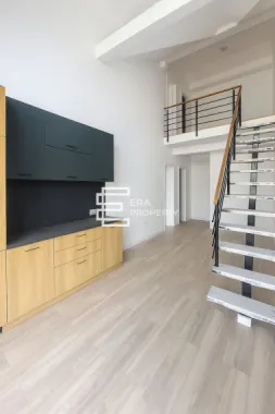 Apartament tip penthouse partial mobilat , Intabulat,zona Cristian