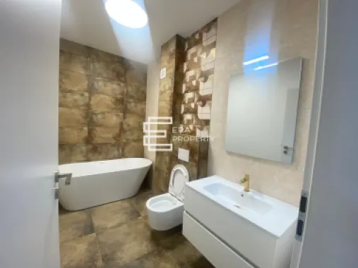 Apartament tip penthouse partial mobilat , Intabulat,zona Cristian