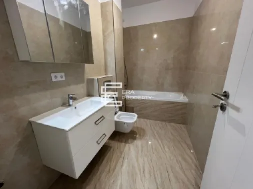 Apartament 3 camere, 71 mp,gradina 42 mp - Selimbar