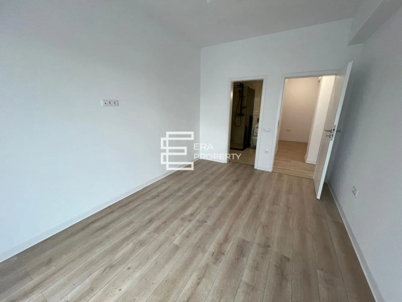 Apartament 3 camere, 71 mp,gradina 42 mp - Selimbar