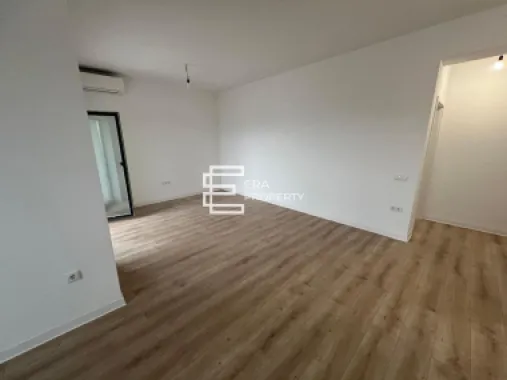Apartament 3 camere, 71 mp, boxa - intabulat-Selimbar