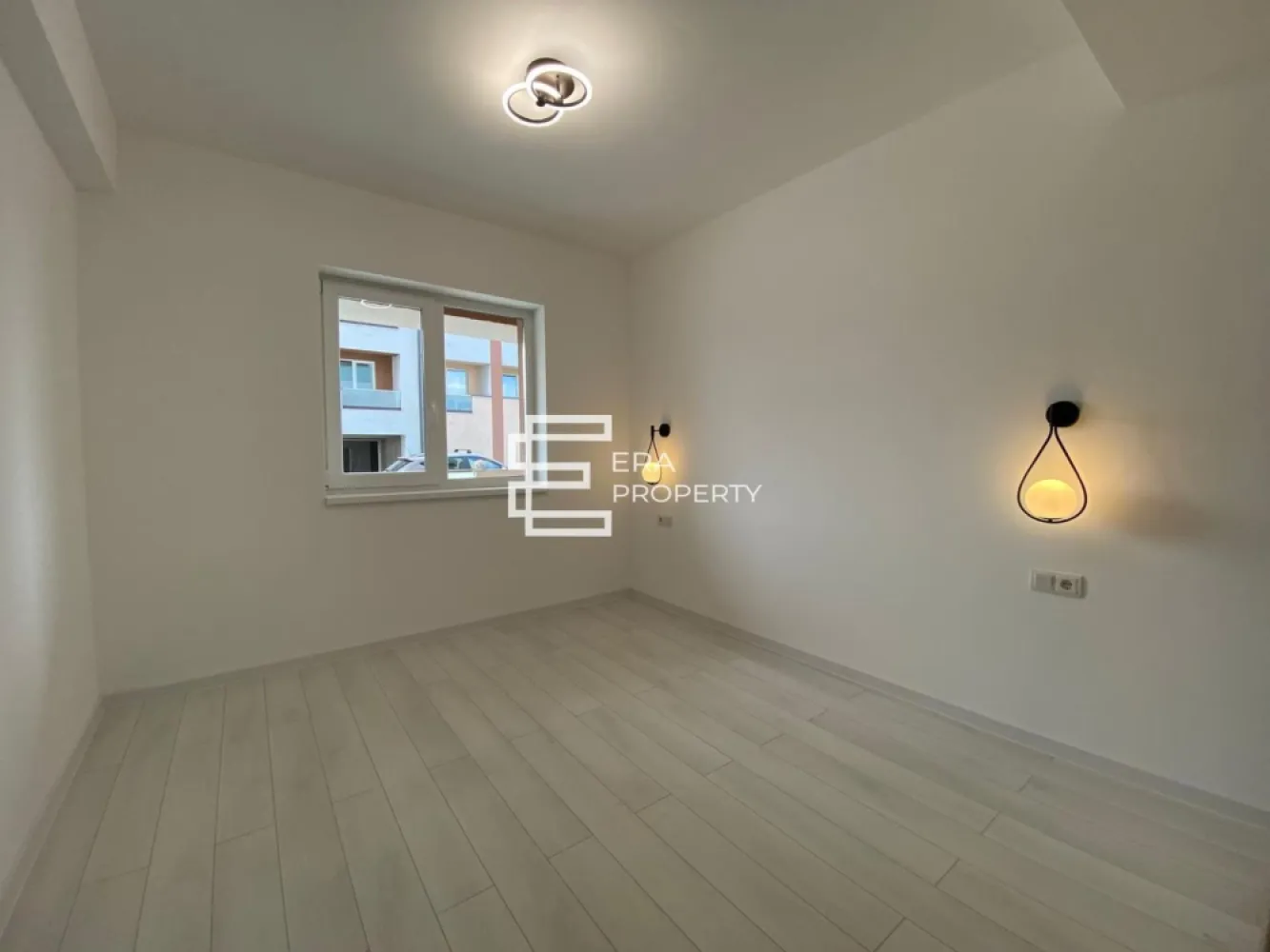 Apartament 3 camere, bloc nou, Calea Surii Mici-Zona de Vest