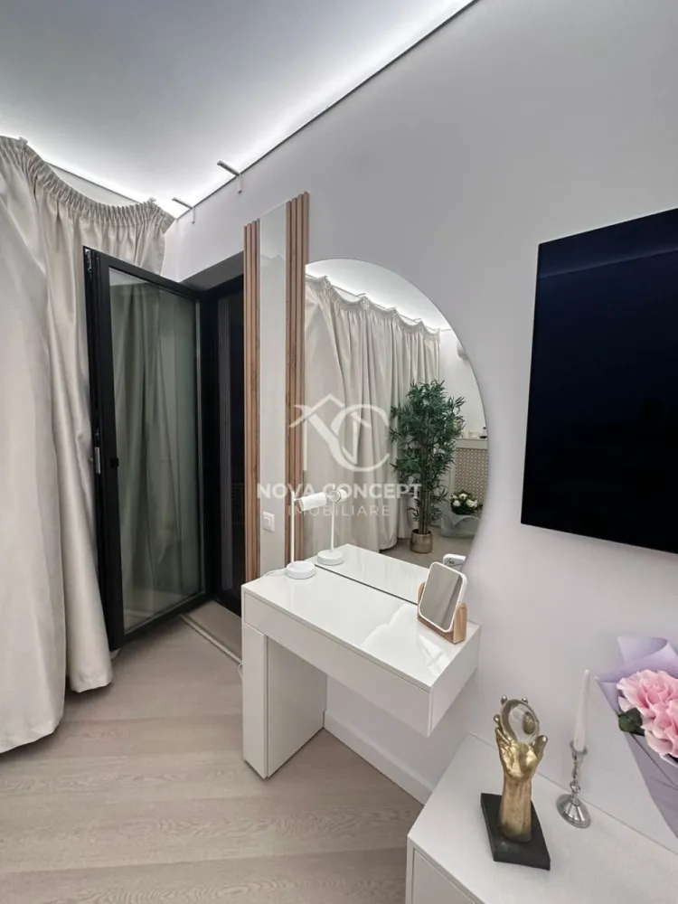 Închiriere Studio Premium - Complex Cortina North | Sector 1 - Gata de mutare! Un spațiu modern, liniștit și complet echipat, la câteva minute de Promenada Mall și Metrou Aurel Vlaicu.

 Detalii cheie: • Etaj: 9 din 10 (vedere superbă spre curtea interioară). • Confort: Complet mobilat și utilat (centrală proprie, AC, mașină de spălat rufe + mașină de spălat vase). 
Parcare: Posibilitate loc de parcare la 70 Euro/lună.
 Condiții: Nu se acceptă animale de companie. Se oferă contract ANAF.
 Preț: 630 Euro/lună. 
Tel: 0766591268
