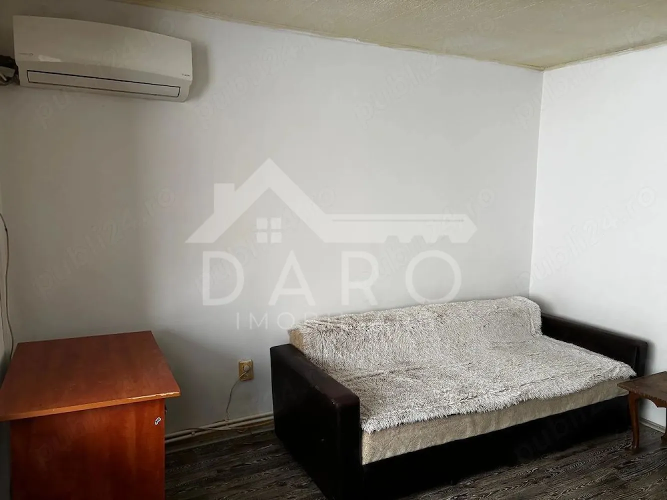 Apartament cu o camera in Dambu