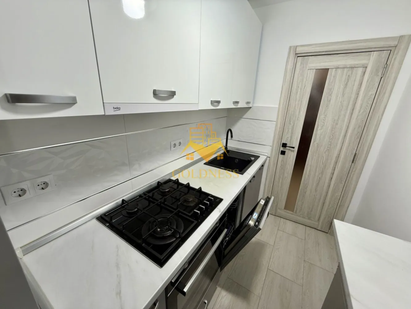 3 camere semidecomandate, Manastur, Zona Mehedinti, Big, parcare