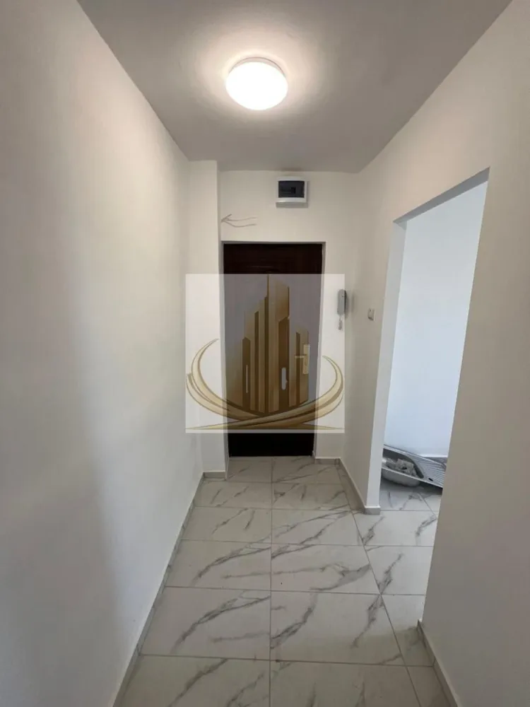 Ap 2 cam| Renovat integral | Etaj Intermediar | Shopping City | Turist