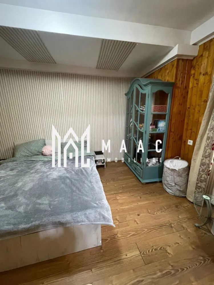 Garsoniera | Ultracentral | 50 mp - MAAC Imobiliare vă propune spre închiriere o garsonieră situata in zona centrala a orasului, o locație apreciată pentru accesul facil către punctele de interes. Proprietatea este ideală pentru o persoană sau un cuplu care își dorește o locuință modernă, complet echipată și disponibilă imediat.

Garsoniera este complet mobilată și utilată, oferind un spațiu practic și confortabil pentru locuire, situata într-o zonă linistita in centrul orasului.

Garsoniera este disponibilă imediat.

Caracteristici:
-Amplasare la parterul imobilului
-Zonă centrala
-Complet mobilată și utilată
-Aproape de supermarketuri
-Acces facil la mijloace de transport
-Aproape de școli
-Disponibilitate imediată
-Nu se acceptă animale de companie

Se percepe o garanție în cuantumul unei chirii lunare. 

Nu se acceptă animale de companie.

Pentru mai multe detalii, vă rugăm să menționați telefonic numărul CP3111631.