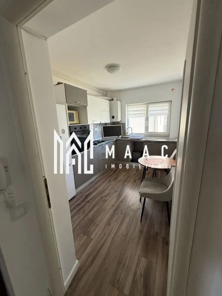 Apartament 2 Camere | Decomandat | Cartierul Arhitecților - MAAC Imobiliare vă propune spre vânzare un apartament modern cu 2 camere decomandate, situat la parter, ideal pentru locuit sau investiție. 

Caracteristici principale
• apartament decomandat
• suprafață totală de 47 mp
• situat la parter
• încălzire în pardoseală
• 2 locuri de parcare private incluse

Compartimentare și dotări
• living
• dormitor
• bucătărie separată, dotată cu frigider, cuptor și plită
• baie

Pentru mai multe detalii sau programarea unei vizionări, vă rugăm să ne contactați și să menționați ID-ul proprietății: CP3096237.