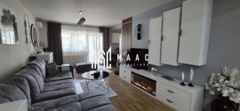 Logo MAAC IMOBILIARE logo