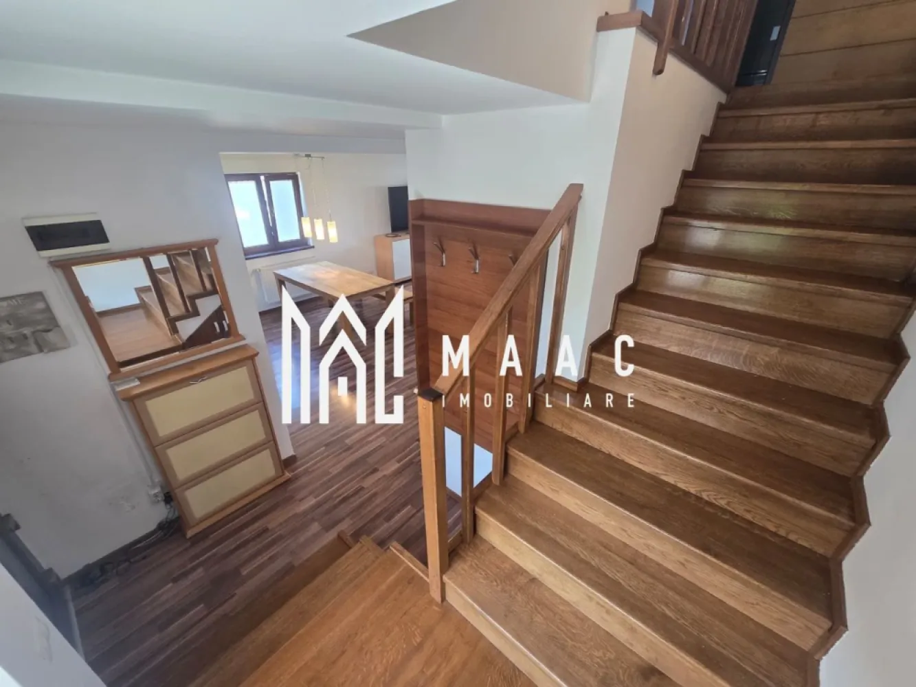 Casa 4 camere | Terasa | Selimbar