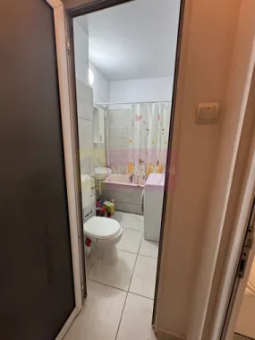 Garsonieră Titan