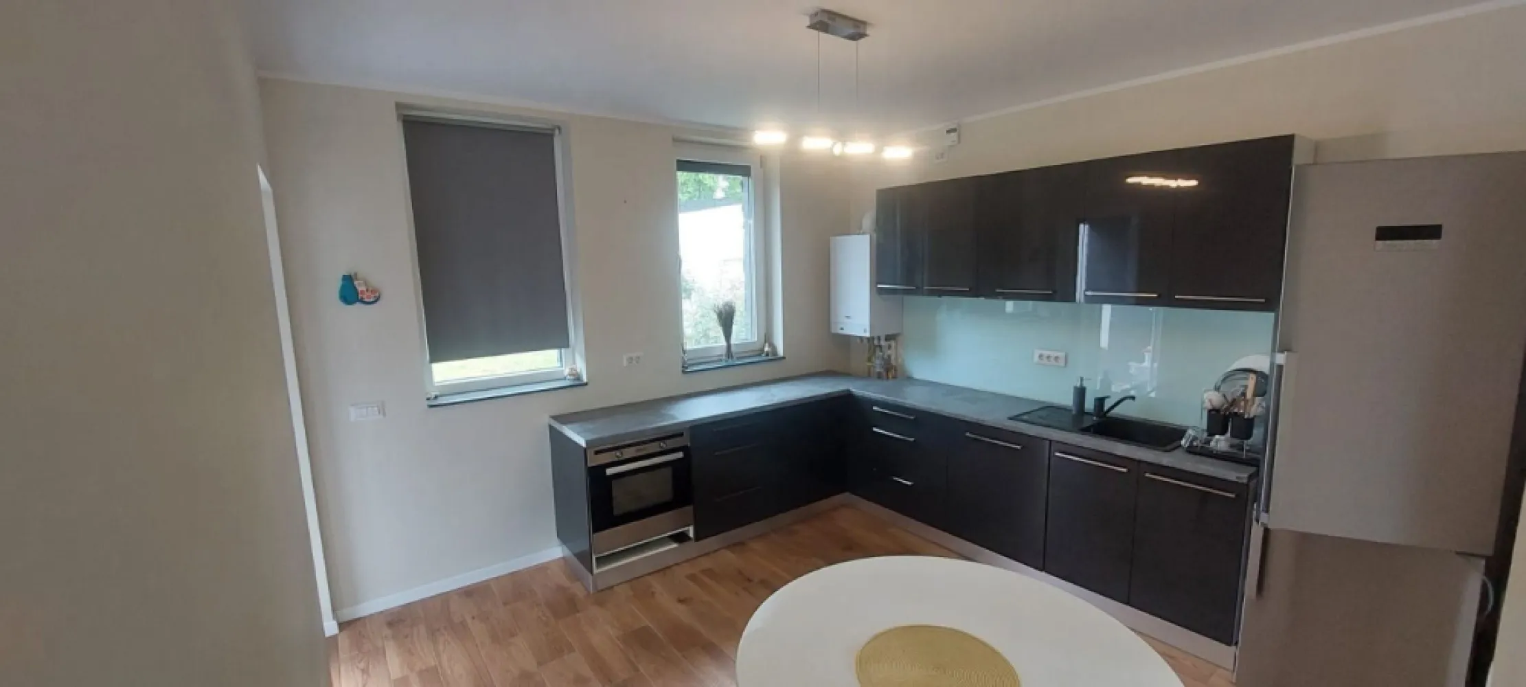 De vânzare casă premium tip duplex, vedere spre Lacul Brates, comision 0%