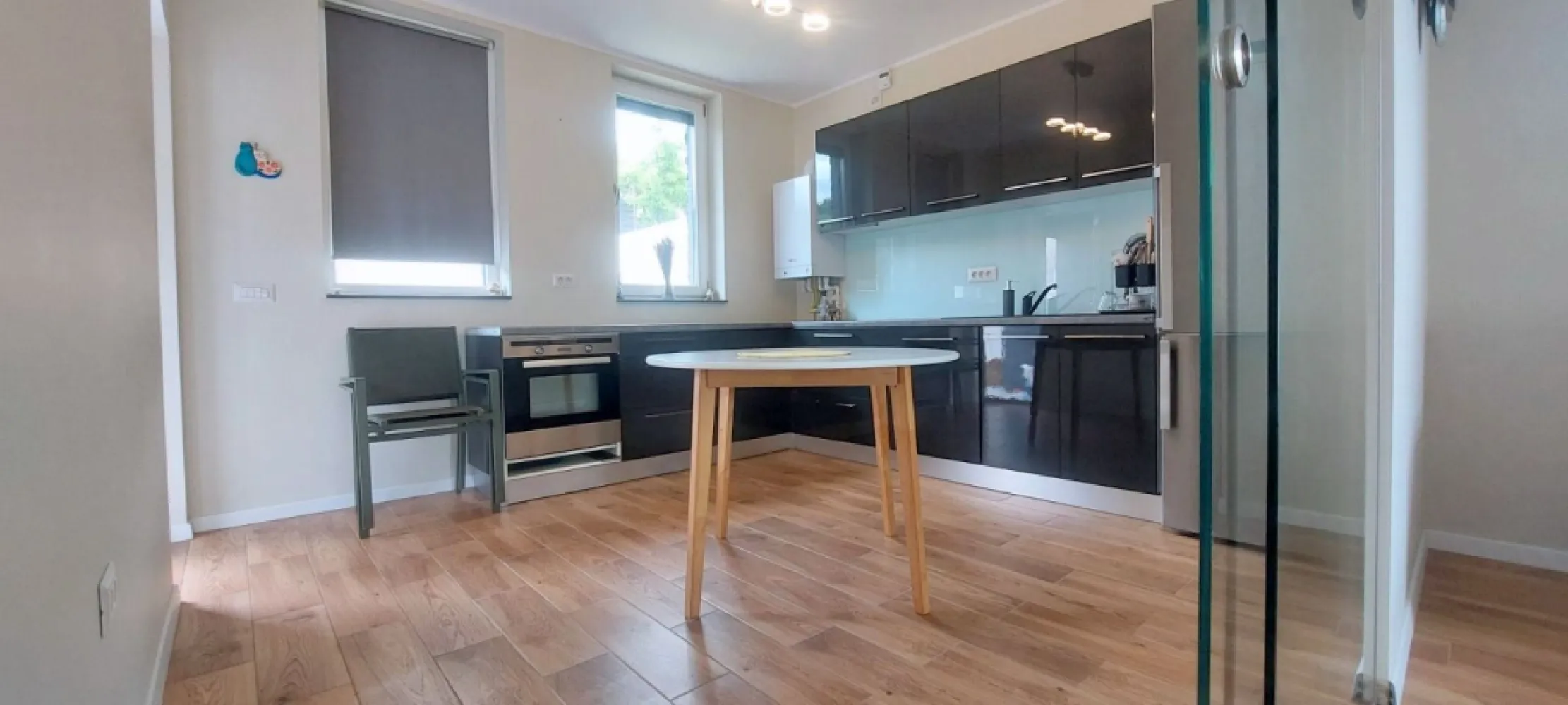 De vânzare casă premium tip duplex, vedere spre Lacul Brates, comision 0%