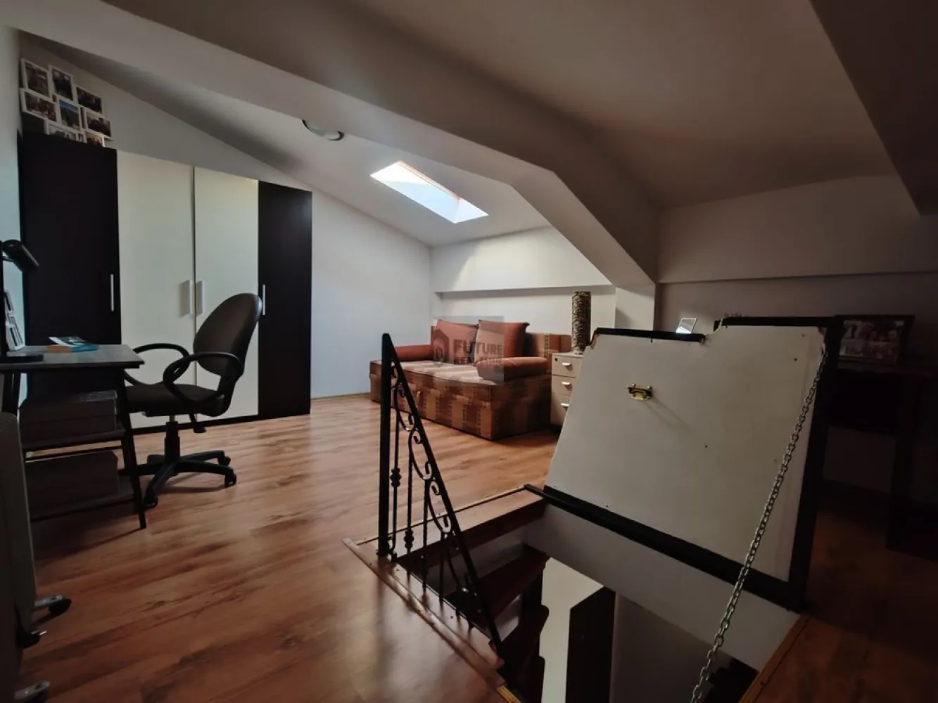 Închiriere Apartament Modern 2 Camere + Mansardă